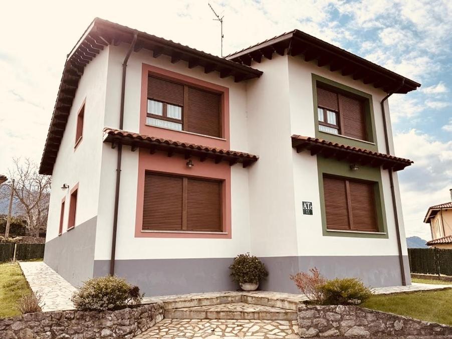 Los Castros Apartamentos Rurales A Llames de Pria Bagian luar foto